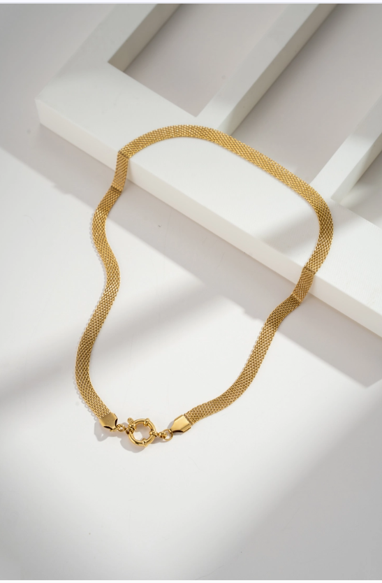 Gold mesh necklace